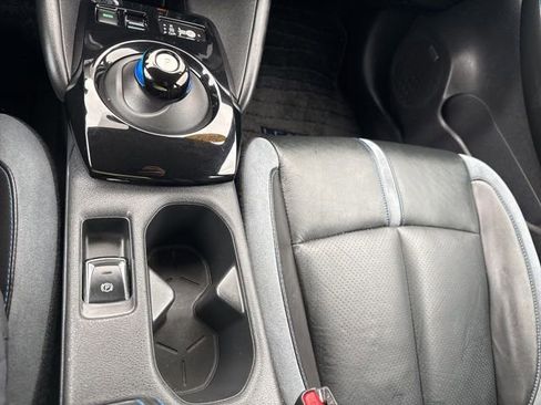 Used 2021 Nissan Leaf SL Plus image 20