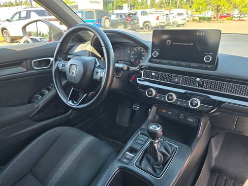 Used 2023 Honda Civic Sport image 12