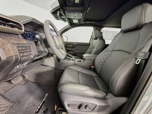 New 2026 Toyota Tacoma Limited AWD/4WD image 11