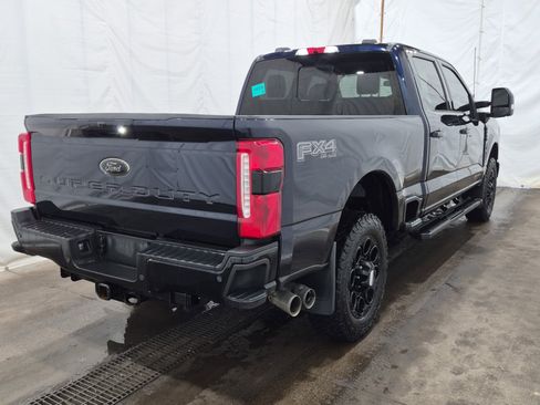 Used 2023 Ford F250 XLT w/ Camper Package image 3