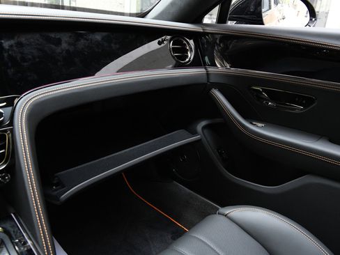 New 2025 Bentley Flying Spur Plug-In Hybrid image 20