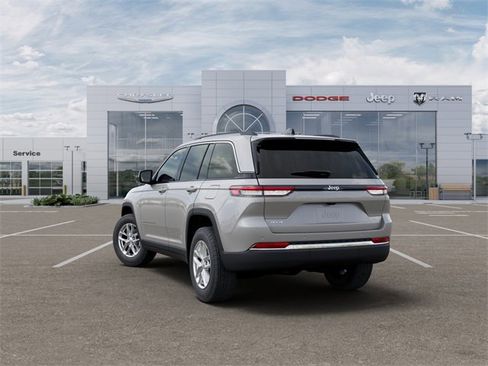 New 2025 Jeep Grand Cherokee Laredo X w/ Luxury Tech Group I image 3