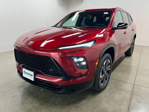 New 2026 Buick Enclave Sport Touring w/ Power Package image 9