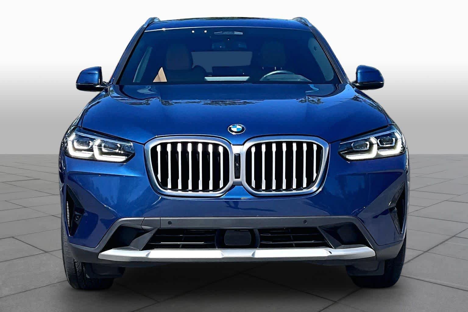 Used 2024 BMW X3 xDrive30i AWD/4WD image 4