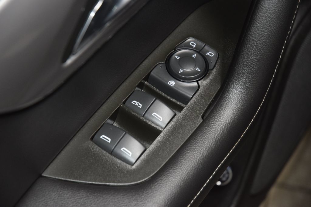 Used 2024 Chevrolet Blazer LT w/ Convenience Package FWD image 48