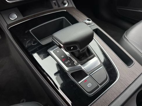 Used 2024 Audi Q5 2.0T Premium Plus AWD/4WD image 20