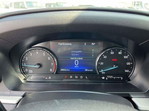 Certified 2022 Ford Explorer XLT w/ Equipment Group 202A AWD/4WD image 15