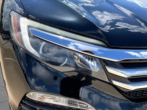 Used 2016 Honda Pilot Touring image 27