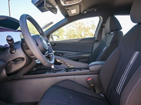 New 2026 Hyundai Elantra Sport FWD image 21