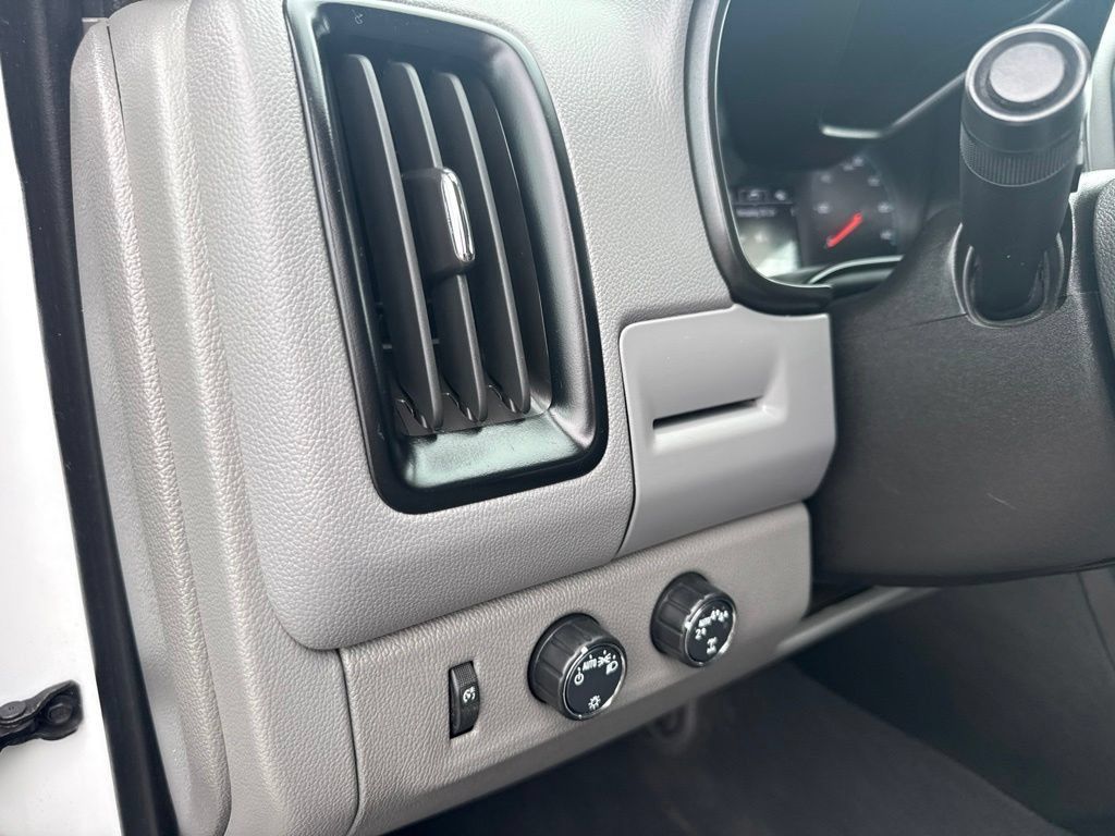 Used 2022 GMC Canyon Elevation Standard AWD/4WD image 16