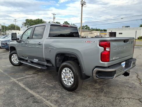 New 2026 Chevrolet Silverado 2500 LT w/ Convenience Package AWD/4WD image 5