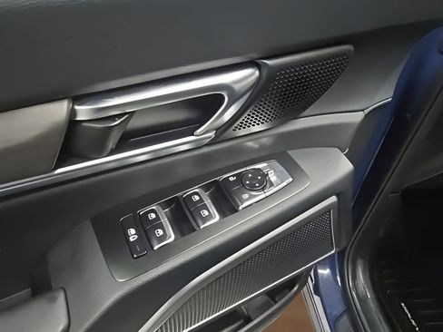 Used 2024 Kia Telluride EX X-Line image 10