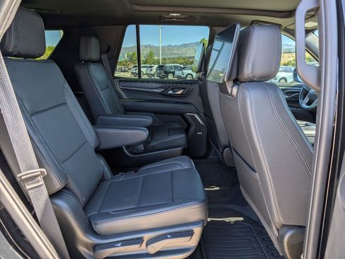 Used 2023 GMC Yukon Denali w/ Denali Reserve Package AWD/4WD image 28