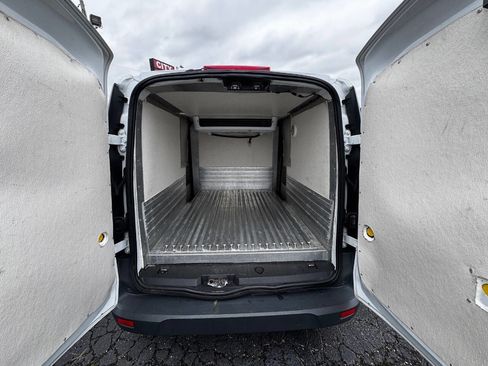 Used 2016 Ford Transit Connect XL image 9