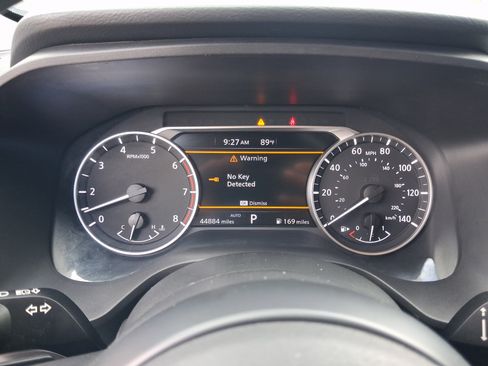 Used 2024 Nissan Rogue SV AWD/4WD image 15