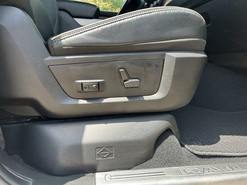 Used 2022 RAM 3500 Laramie AWD/4WD image 14