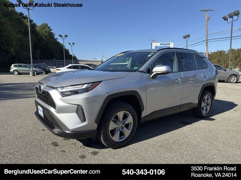 Used 2024 Toyota RAV4 XLE image 8