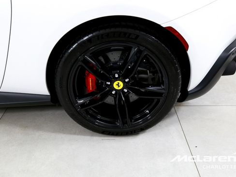 Used 2022 Ferrari Roma RWD image 31