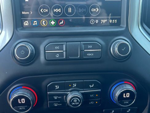 Used 2021 Chevrolet Silverado 2500 LTZ AWD/4WD image 14