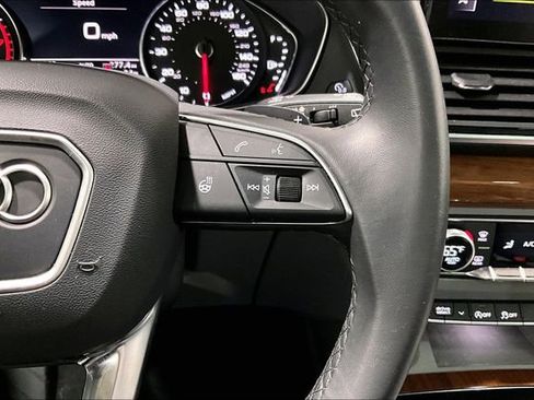 Used 2023 Audi Q5 2.0T Premium w/ Convenience Package image 20