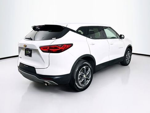 Used 2025 Chevrolet Blazer LT FWD image 9