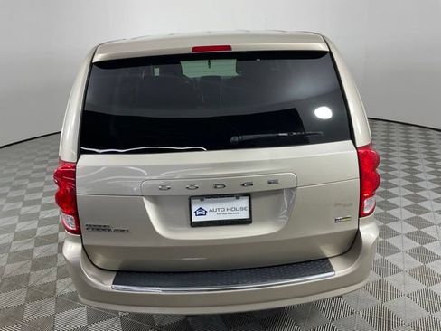 Used 2016 Dodge Grand Caravan SE w/ Quick Order Package 29E SE FWD image 7