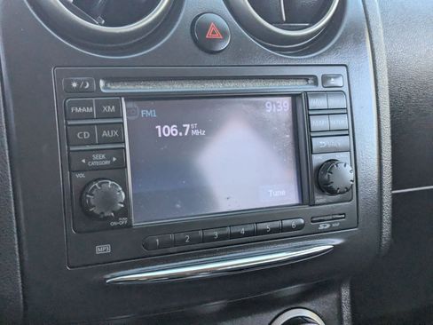 Used 2011 Nissan Rogue SV w/ SL Pkg image 23