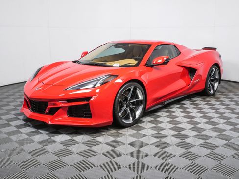 Used 2025 Chevrolet Corvette Z06 RWD image 30