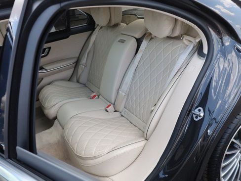 Used 2022 Mercedes-Benz S 580 4MATIC Sedan image 39