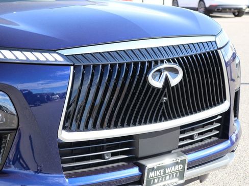 Certified 2025 INFINITI QX80 Sensory image 12
