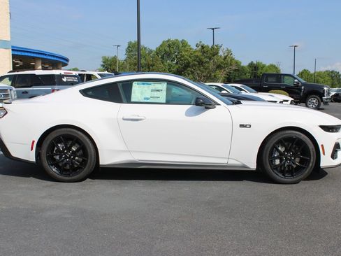 New 2026 Ford Mustang GT Premium RWD image 18