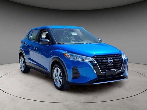 Used 2024 Nissan Kicks S FWD image 14