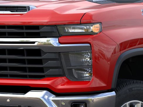 New 2026 Chevrolet Silverado 2500 LT image 10