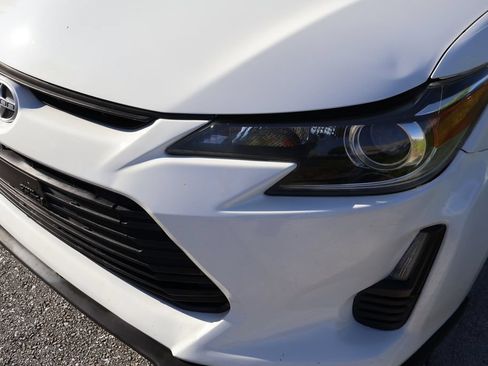 Used 2014 Scion tC FWD image 3