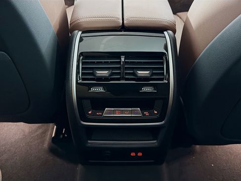 New 2026 BMW X5 xDrive50e w/ M Sport Package image 28