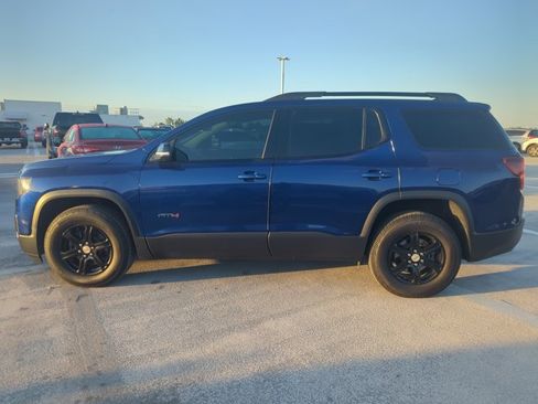 Used 2023 GMC Acadia AT4 w/ Technology Package image 4