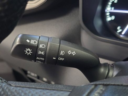 Used 2022 Toyota Tundra Limited image 38