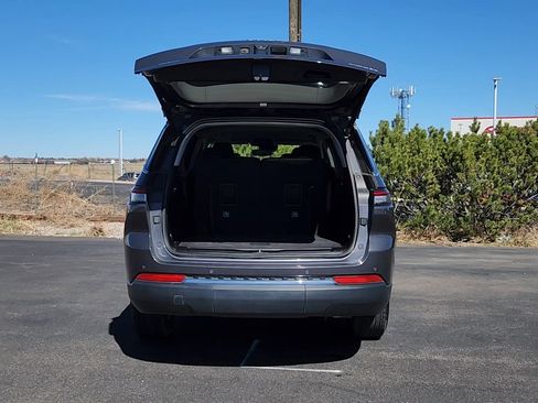 Used 2023 Jeep Grand Cherokee L Limited w/ Trailer Tow Group (B) image 19