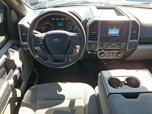 Used 2018 Ford F150 XLT AWD/4WD image 11