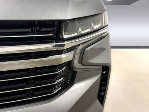 Used 2021 Chevrolet Tahoe LT w/ LT Signature Package RWD image 11