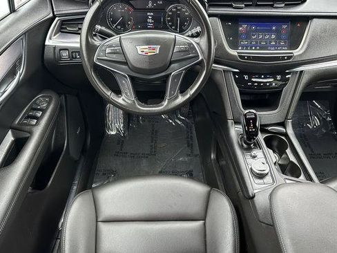 Used 2023 Cadillac XT5 Luxury FWD image 15