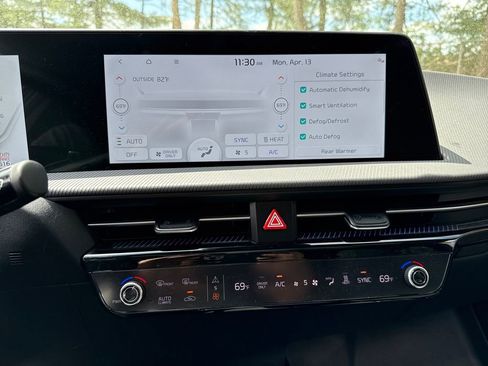 Used 2023 Kia EV6 GT image 17