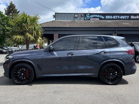 Used 2021 BMW X5 xDrive40i w/ M Sport Package AWD/4WD image 3
