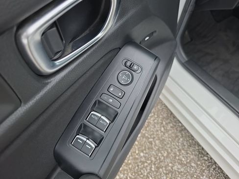 Used 2025 Honda Civic Sport image 18