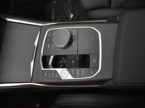 New 2026 BMW 330i xDrive Sedan w/ Convenience Package image 21