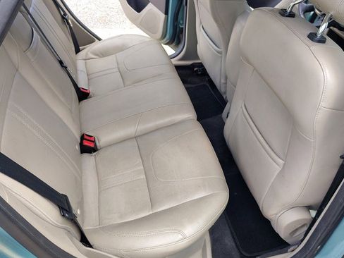 Used 2012 Ford Focus SEL FWD image 7