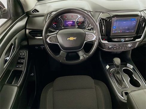 Certified 2021 Chevrolet Traverse LT w/ LPO, Blackout Package image 24