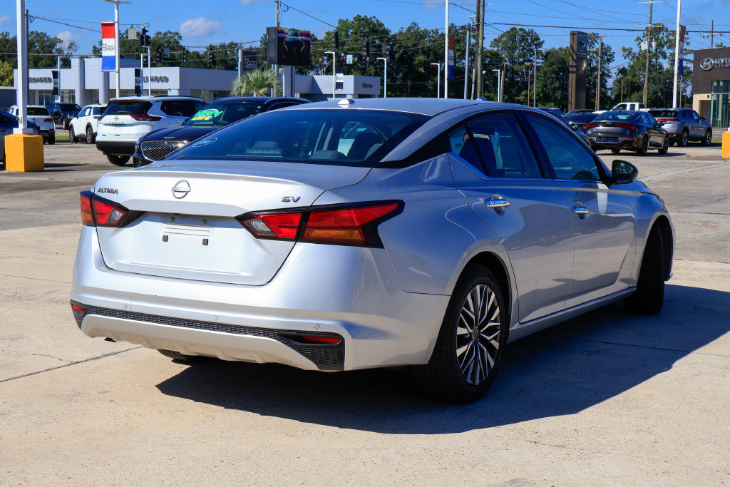 Used 2024 Nissan Altima 2.5 SV FWD image 20