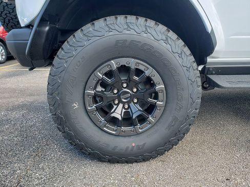 New 2026 Ford Bronco Raptor AWD/4WD image 15