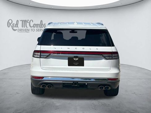 Used 2020 Lincoln Aviator Reserve w/ Equipment Group 202A AWD/4WD image 4